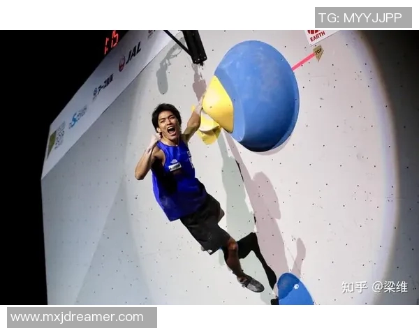 重庆攀岩队在世界滑板锦标赛中的拼搏历程与荣耀时刻分享